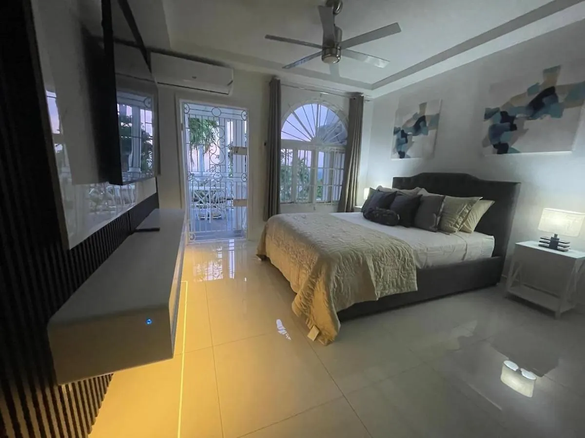 Διαμέρισμα Tropical Escape Studio - 5 Min Walk To Ochi Beach & Nearby Hotspots Ότσο Ρίος